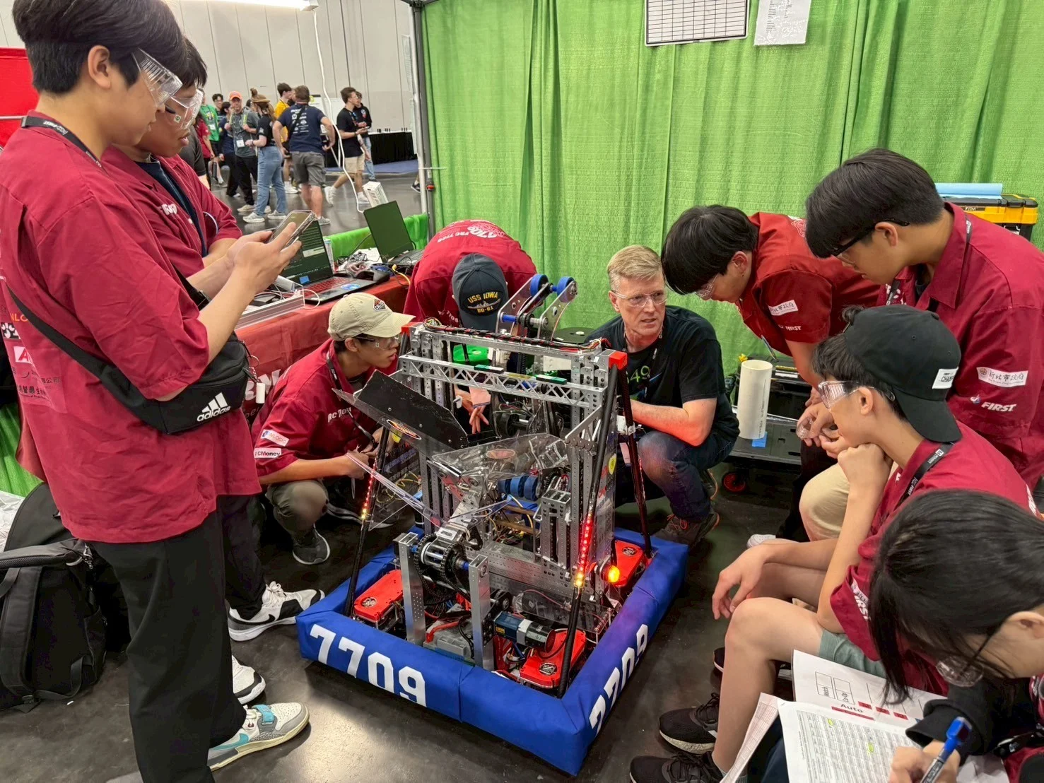 Frc 國外交流