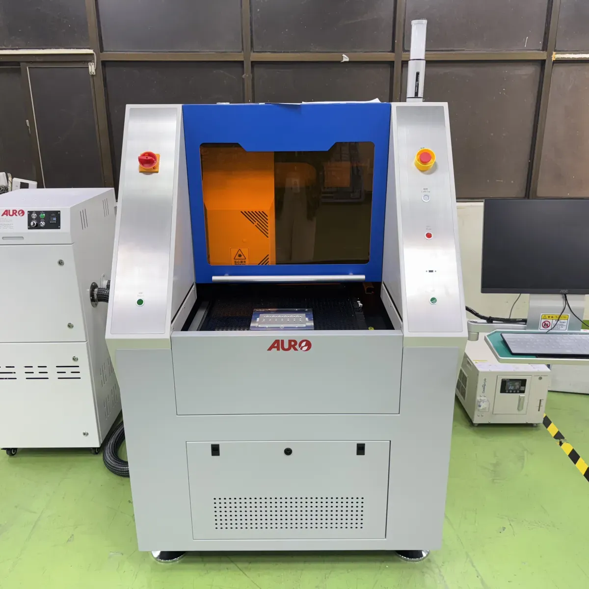 雷射切板機情境圖